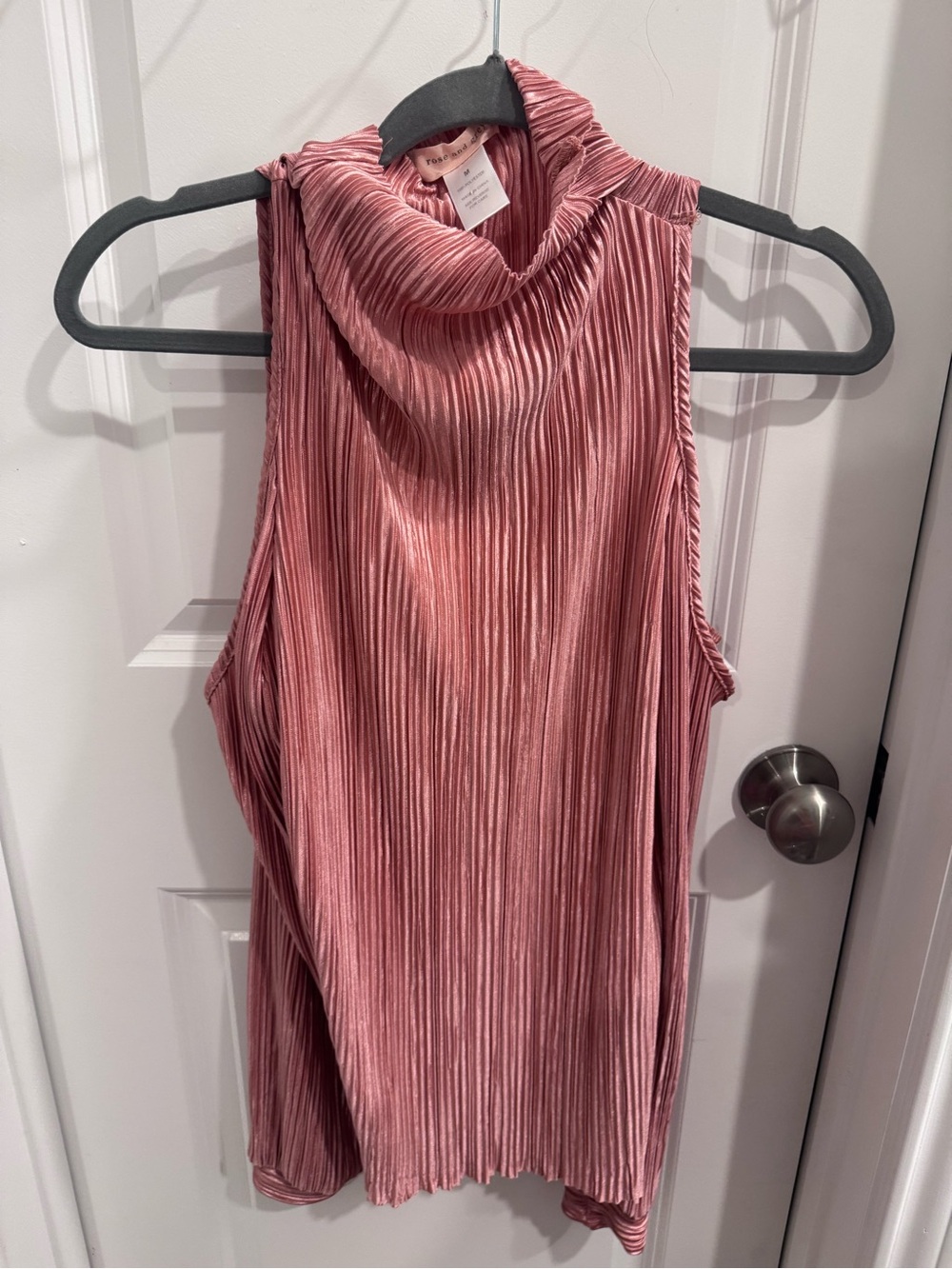 Rose & grey Pleated Tunic in Pink Size Medium Like New